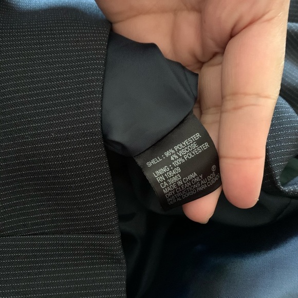 Tahari Arthur Levine Navy Blue Pinstripe Blazer 8 - Picture 4 of 8